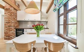 Villa Allegra Apartamenty z ogrodem i salą zabaw ,darmowy parking i leżaki, 5minut do morza